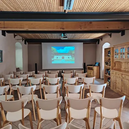 Rifugio Di Machaby Hostel